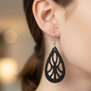 Elegant Shield 3D Printed Teardrop Earrings .925